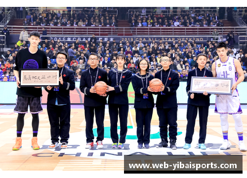 广东东莞中心体育馆举办CBA全明星赛万余球迷共同见证巅峰对决